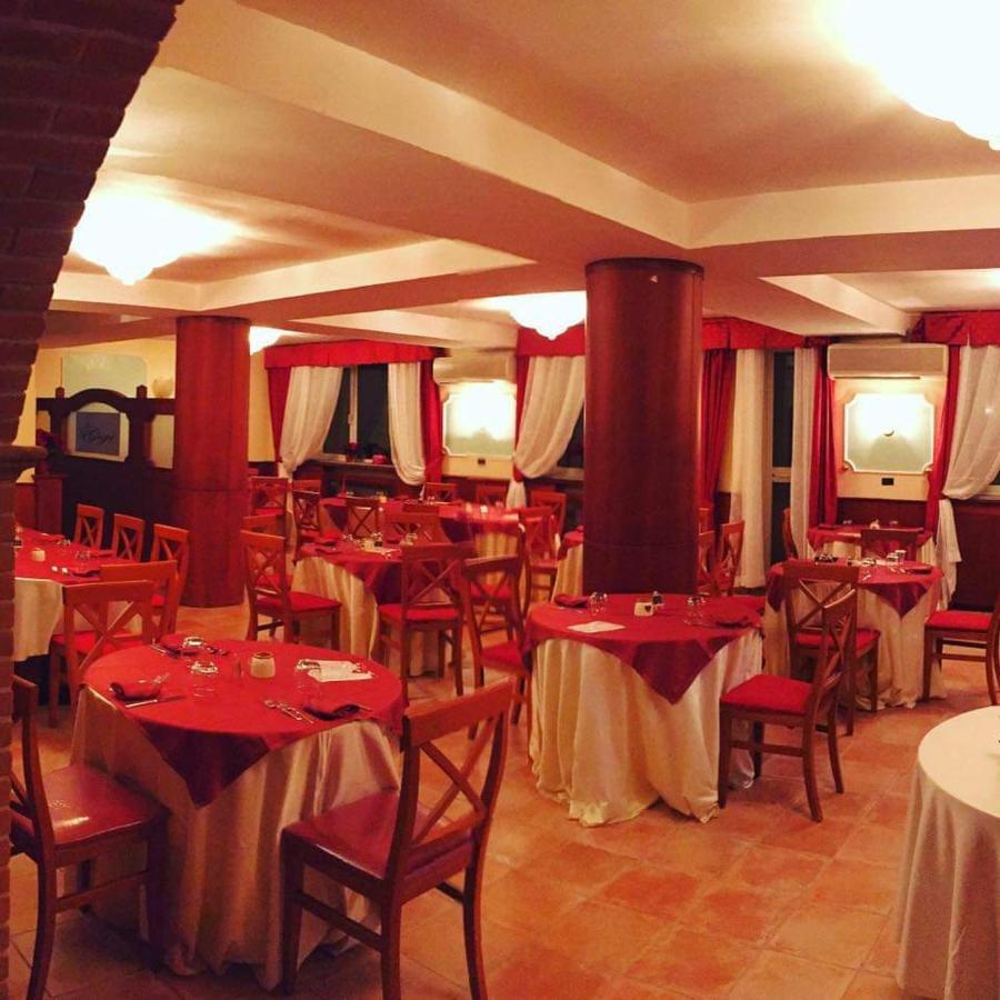 Albergo "Da Gigi" Celano Ngoại thất bức ảnh